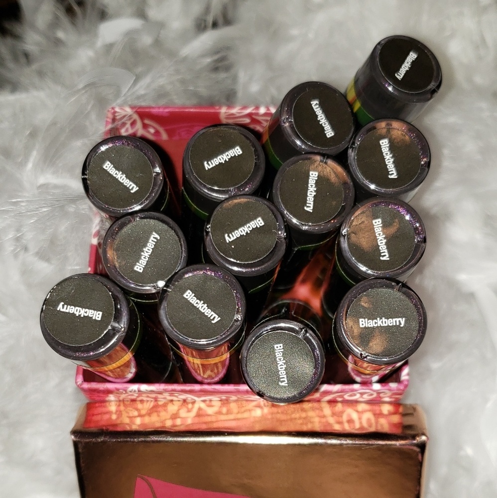 BlackBerry Lip Color ( 1 Tube )